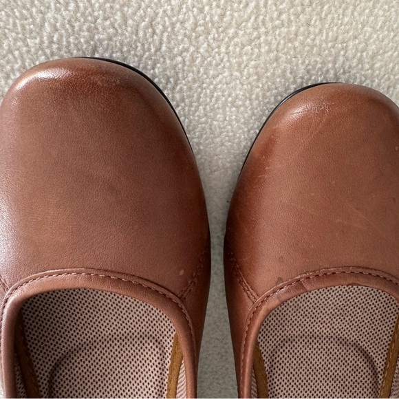 Eastland Mika slip on ballet style shoe - Picture 6 of 7